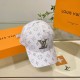 LV Louis Vuitton   official website high version of the shipment, the classic baseball cap, a very classic classic, popular retro beauty, available in all seasons, out of the must-have, very show a small face!