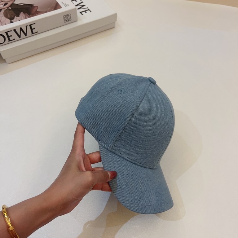 lv Louis Vuitton   high-grade LV baseball cap fire models, classic denim, super versatile, pass the picture must sell!