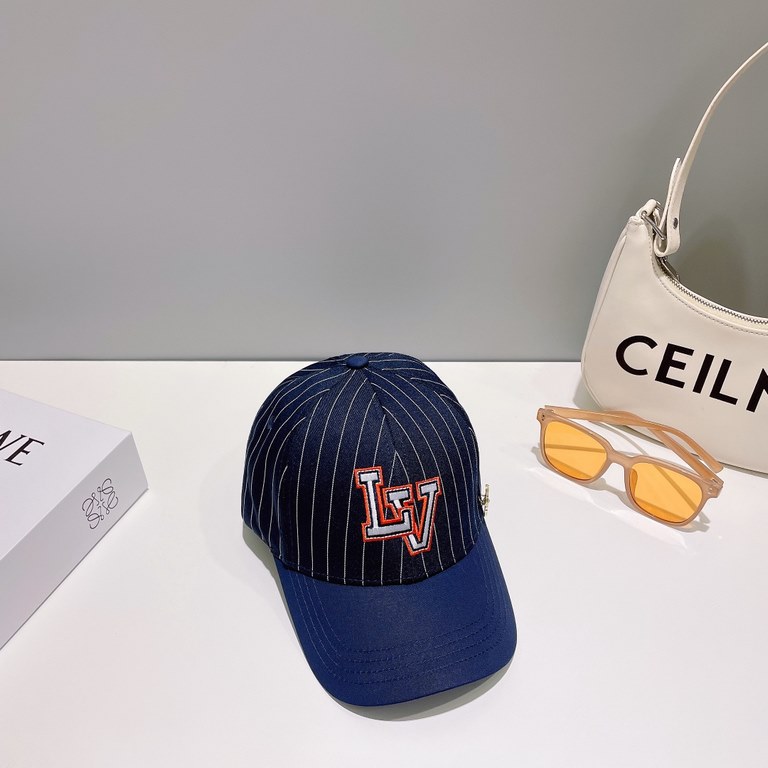 LouiVuittonLV   counter new Louis Vuitton home embroidered baseball cap, simple and generous Men and women universal sun hat, the