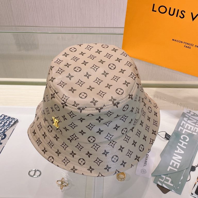 LV Louis Vuitton shipments, the classic fisherman's hat, very classic classic, popular retro beauty, available in all seasons, out of the necessary, very show face is small!