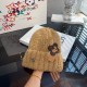 Special  LV Louis Vuitton Plush Knit HatThe plush knit hat that everyone should have!It's so, so easy to mix and match with your clothes.Good texture, no pilling is my basic requirement for a hat.It's good looking but no