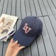 LV Louis Vuitton official website version of the shipment, the classic baseball cap, a very classic classic, popular retro beauty, available in all seasons, go out essential, very show face is small!