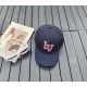 LV Louis Vuitton official website version of the shipment, the classic baseball cap, a very classic classic, popular retro beauty, available in all seasons, go out essential, very show face is small!