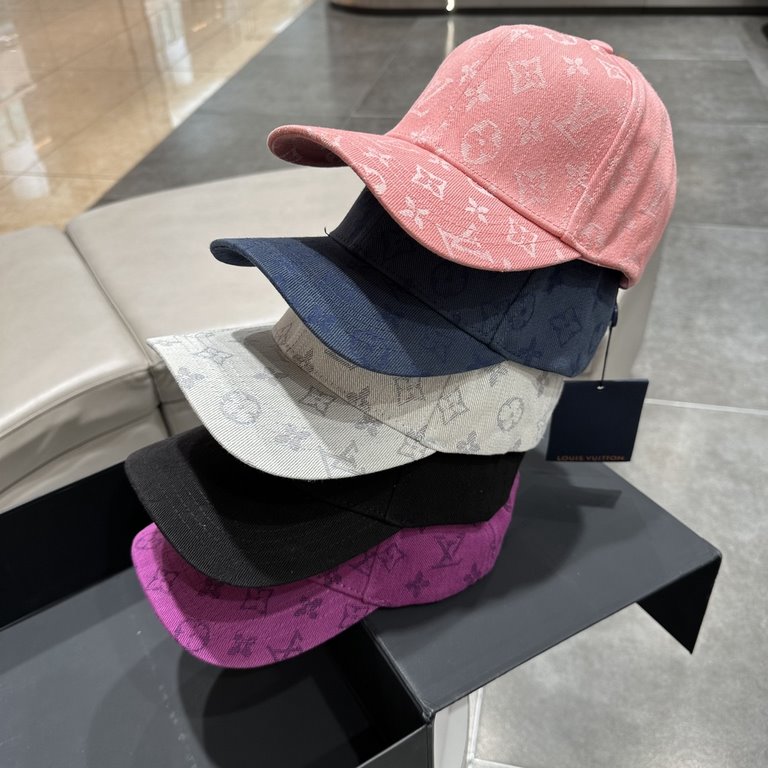 (LV Louis Vuitton) new full print logo pattern models baseball cap, counter synchronization shipments, big name models super good with, hurry to get!