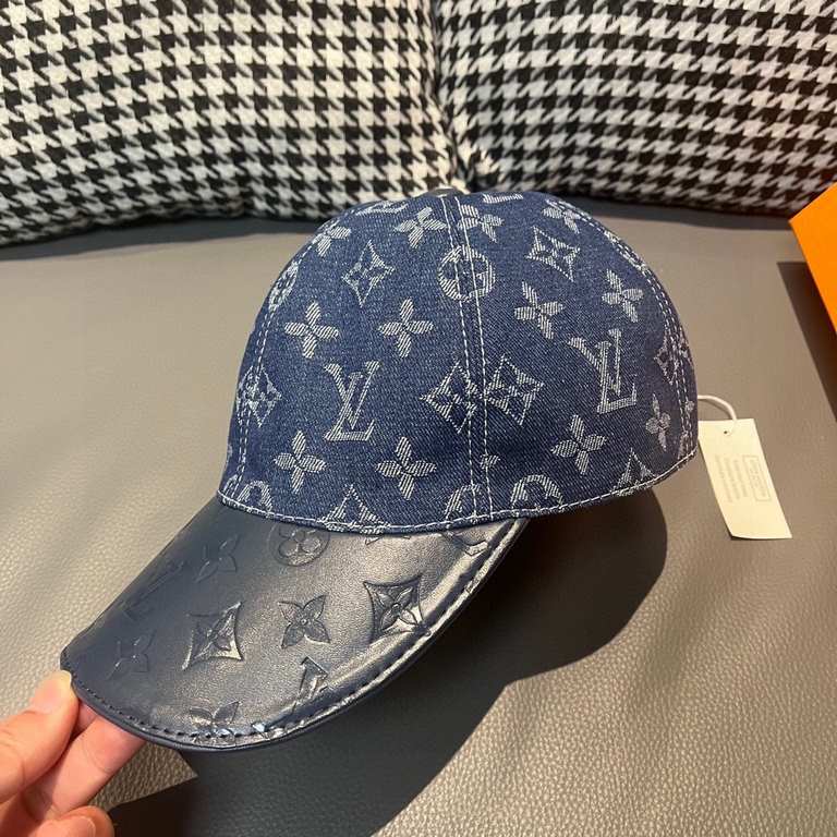 With box cloth bag, LV (Louis Vuitton) new original single baseball cap, cowhide embossed, 11 open mold customized, original denim fabric, workmanship is meticulous and perfect, the quality is superb, the base head circu