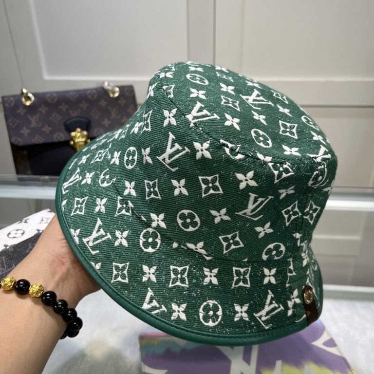 LV Louis Vuitton official website version of the shipment, the classic fisherman's hat, a very classic classic, popular retro beauty, available in all seasons, go out essential, very show face small