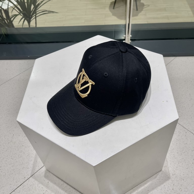 Louis Vuitton   LV baseball cap  , simple atmosphere full of personality Exquisite embroidery design Full of fashion sense   This hat is definitely worth getting!