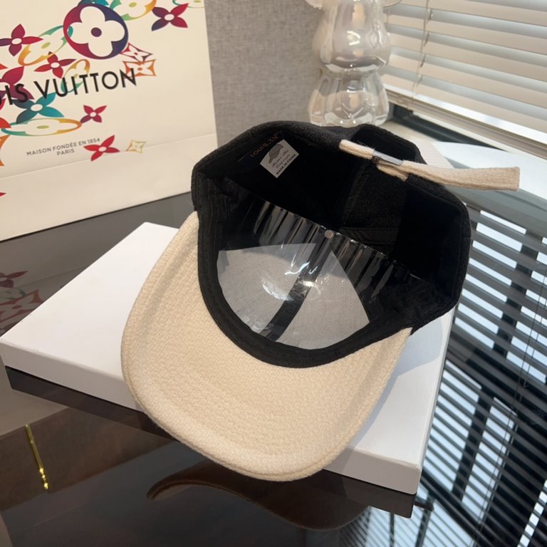 Special  LV Louis Vuitton Louis Vuitton American color blocking leisure duck tongue cap street versatile color collision letters hat, autumn and winter men and women couples trend sunscreen baseball cap