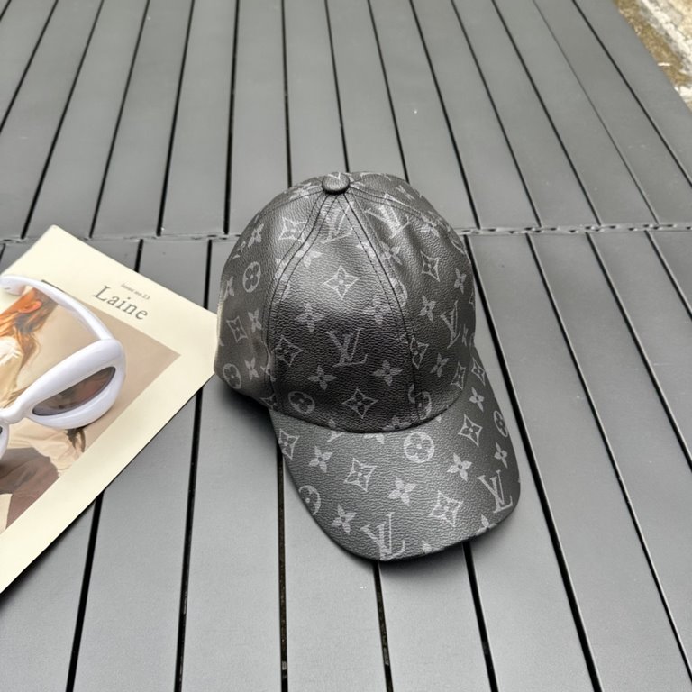 LV Louis Vuitton, classic original single baseball cap, excellent word of mouth, the original head layer cowhide, lightweight and breathable! The quality is superb, the base head circumference of 57, the patch can be adj