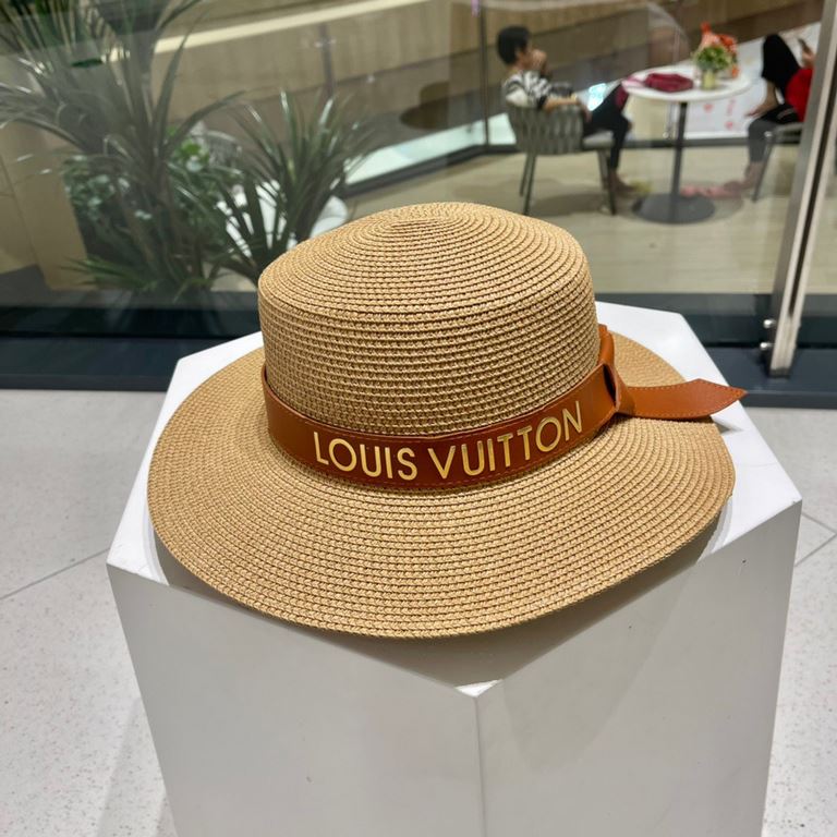 [LV Louis Vuitton] 2023 new small fragrance vacation style flat straw hat, travel essential, super good with, hurry to get!