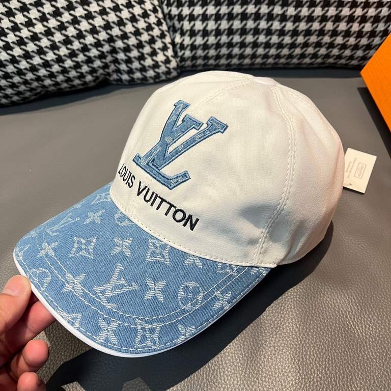 New model shipment!With box cloth bag, LV (Louis Vuitton) new original single baseball cap, old flower splicing, 11 open mold ordering, the original cotton fabric   counter old flower cloth, workmanship is meticulous and