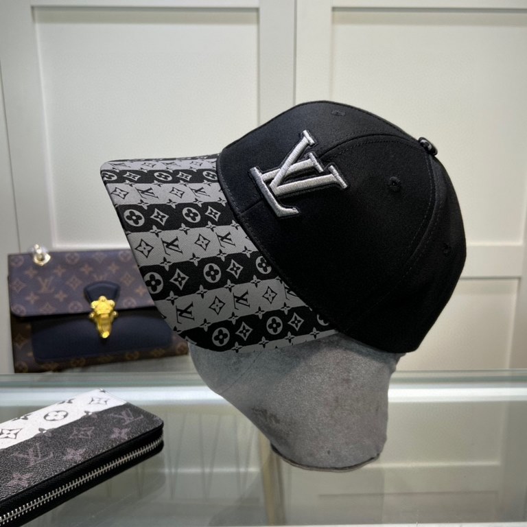 LouiVuittonLV  Counter new Louis Vuitton home embroidered baseball cap, simple and generous Men and women universal sun hat.