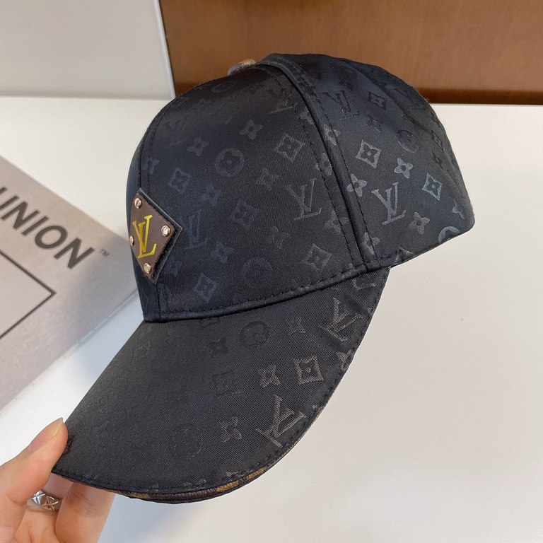 Louis Vuitton Baseball Cap LouisVuitton   New LV baseball cap, heavy construction   perfect splicing leather, high-end atmosphere, versatile models   men and women!