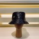 LV Louis Vuitton shipments, classic fisherman's hat, very classic classic, popular retro beauty, available in all seasons, go out must-have, very show face is small!