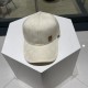 Louis Vuitton LV   Milan counter new hats female foreign-style baseball cap, show face small sun-shading sunscreen