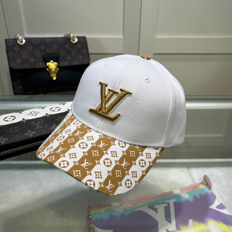 LouiVuittonLV  Counter new Louis Vuitton home embroidered baseball cap, simple and generous Men and women universal sun hat.