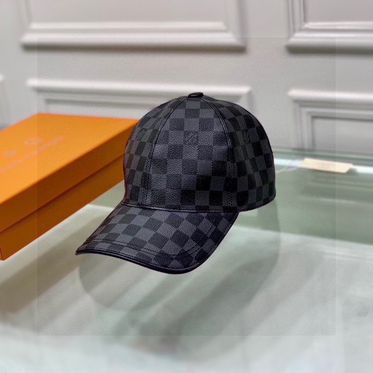 The cap is made of PU leather and head-layer cowhide.With packaging cloth bag, LV Louis Vuitton classic original single baseball cap, classic old flower, 11 open mold customized, the original counter PU leather   head la