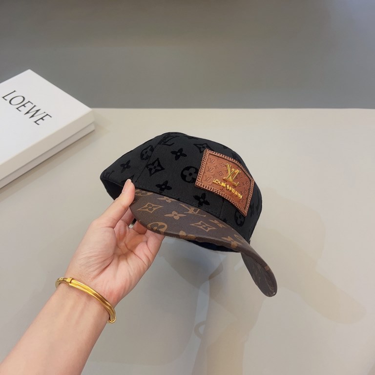 Louis Vuitton Baseball Caps LouisVuitton   New LV baseball caps, heavy construction   perfectly spliced leather, high-end atmosphere, versatile models   men and women!