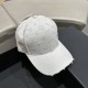 LV Louis Vuitton] new full print logo pattern models baseball cap, counter synchronization shipments, big name models with super good, hurry to get!