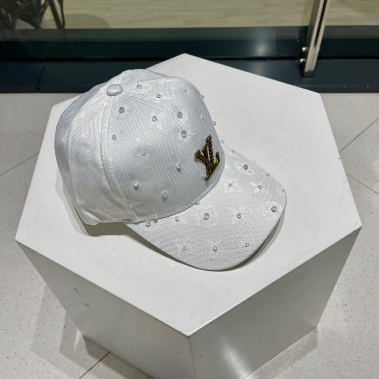 Louis Vuitton Baseball Caps LouisVuitton   New LV baseball caps, heavy-duty   perfect old-fashioned camouflage, high-end atmosphere, versatile models   men and women!