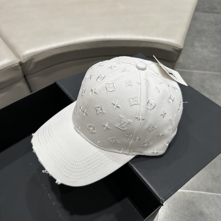 LV Louis Vuitton] new full print logo pattern paragraph baseball cap, counter synchronization shipment, big name models super good with, hurry to get!