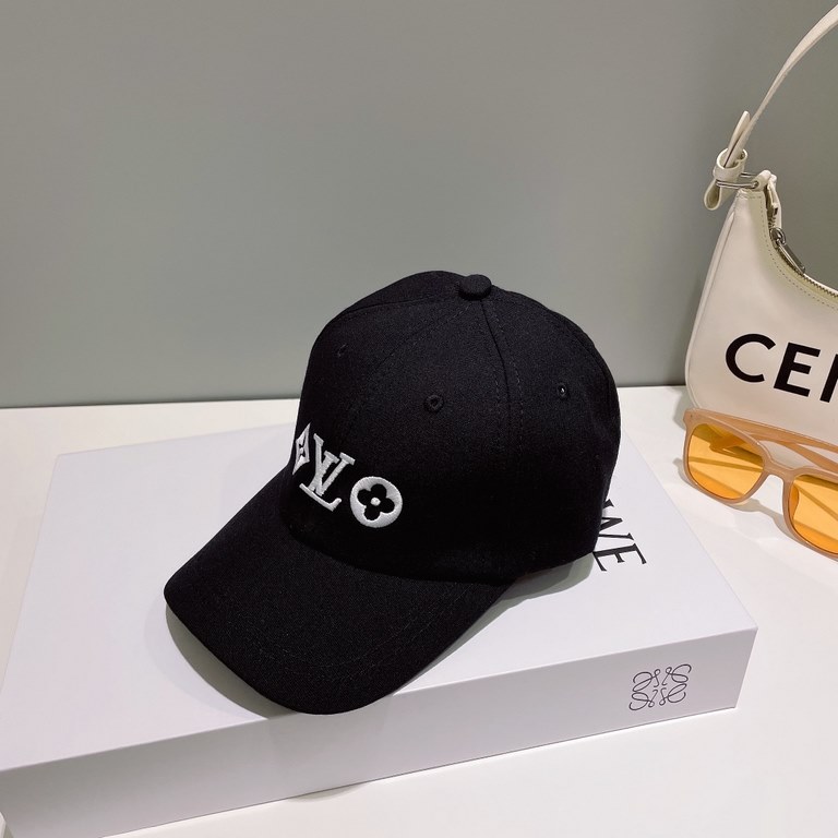 LV Louis Vuitton original single embroidered baseball cap Counter hot models cotton lining, lightweight and breathable. Perfect version of the grid accurate, original quality, exclusive physical shooting, men and women a