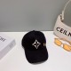 LV Louis Vuitton   official website high version of the shipment, the classic baseball cap, a very classic classic, popular retro beauty, available in all seasons, out of the must-have, very show a small face!