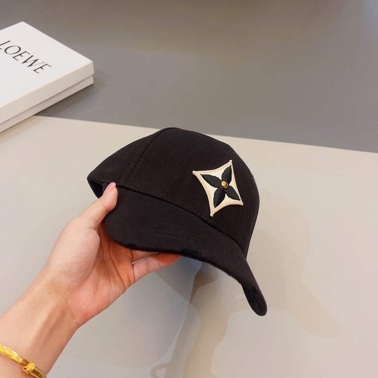 Louis Vuitton baseball cap LouisVuitton, official website new color   LV baseball cap, simple atmosphere, super versatile sunscreen sun hat,   men and women universal