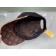 With box cloth bag, LV (Louis Vuitton) new original single baseball cap, old flower splicing, 11 open mold customized, the original printing satin fabric   counter old flower leather, workmanship is meticulous and perfec