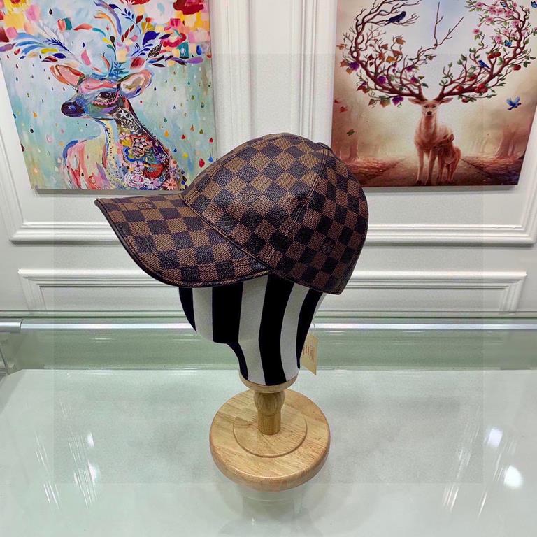 The cap is made of PU leather and head-layer cowhide.With packaging cloth bag, LV Louis Vuitton classic original single baseball cap, classic old flower, 11 open mold customized, the original counter PU leather   head la