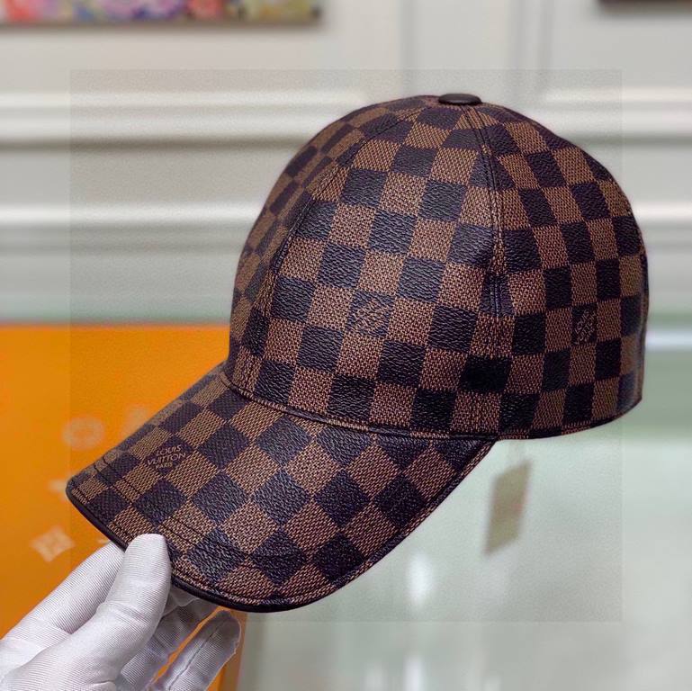 The cap is made of PU leather and head-layer cowhide.With packaging cloth bag, LV Louis Vuitton classic original single baseball cap, classic old flower, 11 open mold customized, the original counter PU leather   head la