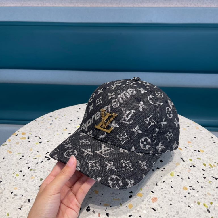 Louis Vuitton LV  Classic Original Single Baseball Cap  Cotton material, lightweight and breathable! Photographed in kind, four seasons versatile men and women applicable, base head circumference 56, adjustable.