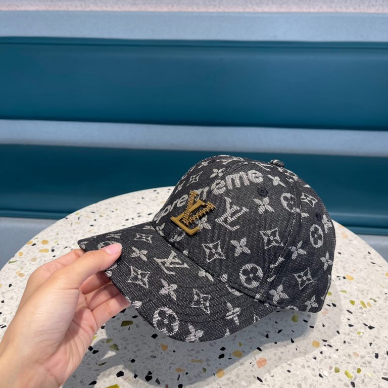 Louis Vuitton LV  Classic Original Single Baseball Cap  Cotton material, lightweight and breathable! Photographed in kind, four seasons versatile men and women applicable, base head circumference 56, adjustable.