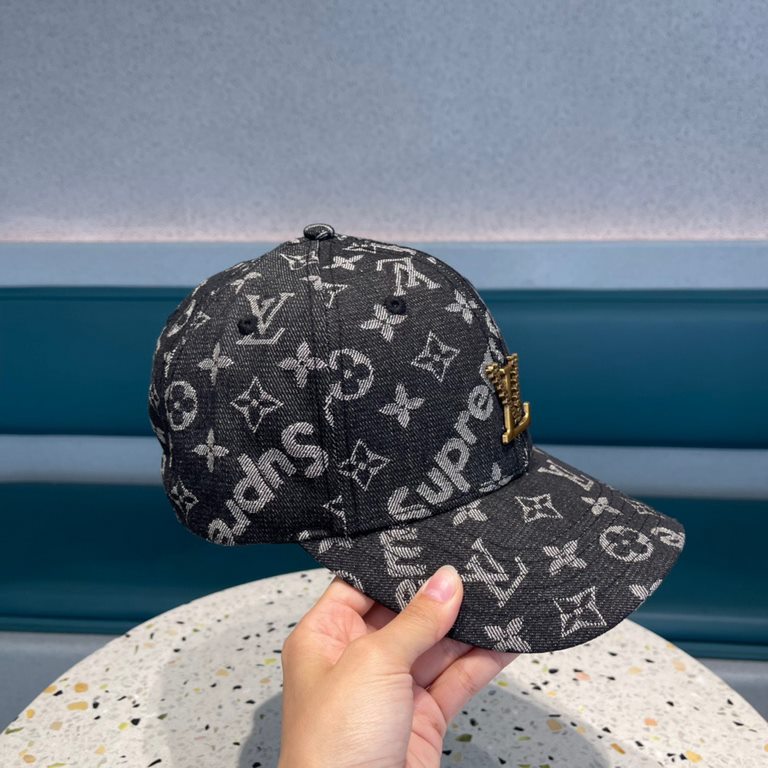 Louis Vuitton LV  Classic Original Single Baseball Cap  Cotton material, lightweight and breathable! Photographed in kind, four seasons versatile men and women applicable, base head circumference 56, adjustable.