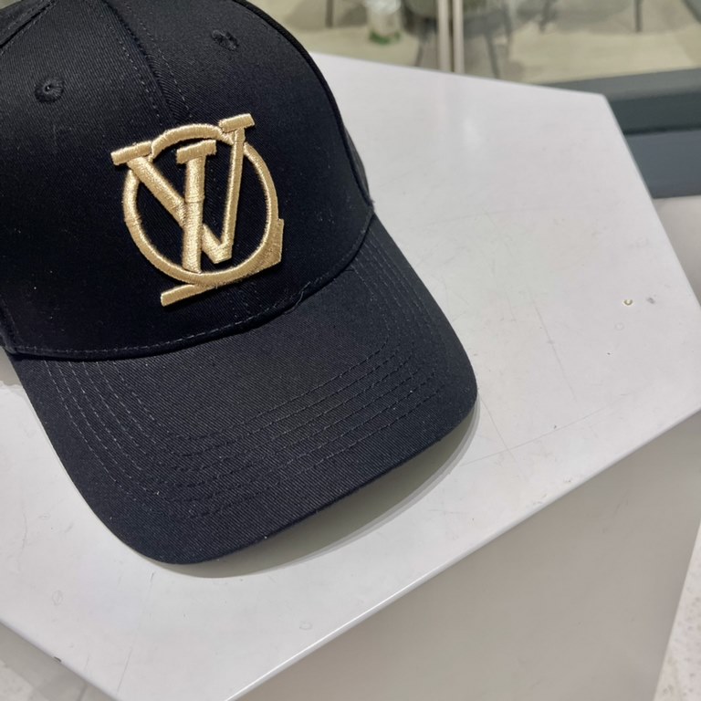 Louis Vuitton   LV baseball cap  , simple atmosphere full of personality Exquisite embroidery design Full of fashion sense   This hat is definitely worth getting!