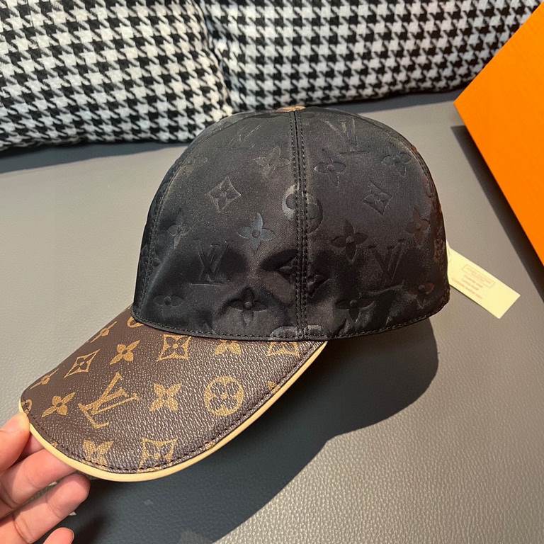 LV (Louis Vuitton) new original single baseball cap.With box cloth bag, LV (Louis Vuitton) new original single baseball cap, old flower splicing, 11 open mold customized, original printing satin fabric   counter old flow