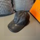 New!New model shipment!With box cloth bag, LV Louis Vuitton new original single baseball cap, dark print, counter 11 open mold customized, original Oxford fabric   head cowhide, cotton lining, lightweight and breathable!