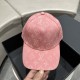 (LV Louis Vuitton) new full print logo pattern paragraph baseball cap, counter synchronization shipment, big name models super good with, hurry to get!