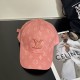 LV Louis Vuitton   official website high version of the shipment, the classic baseball cap, a very classic classic, popular retro beauty, available in all seasons, out of the must-have, very show a small face!