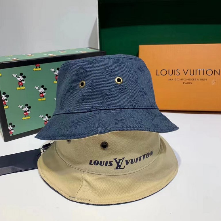 RunsFisherman's hats have always been super popular items, and LV's Reversible Cowboy Fisherman's Hat is even more so!Worn on both sides, each is equal to getting two different hats in different materials and colors, whi