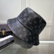 LV Louis Vuitton official website version of the shipment, the classic fisherman's hat, a very classic classic, popular retro beauty, available in all seasons, go out essential, very show face small