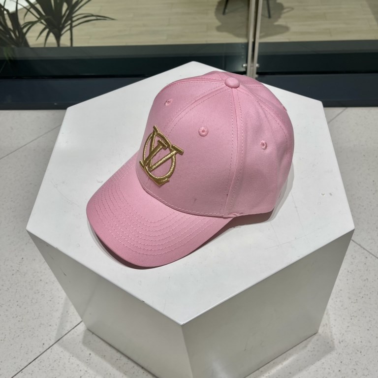 Louis Vuitton   LV baseball cap  , simple atmosphere full of personality Exquisite embroidery design Full of fashion sense   This hat is definitely worth getting!