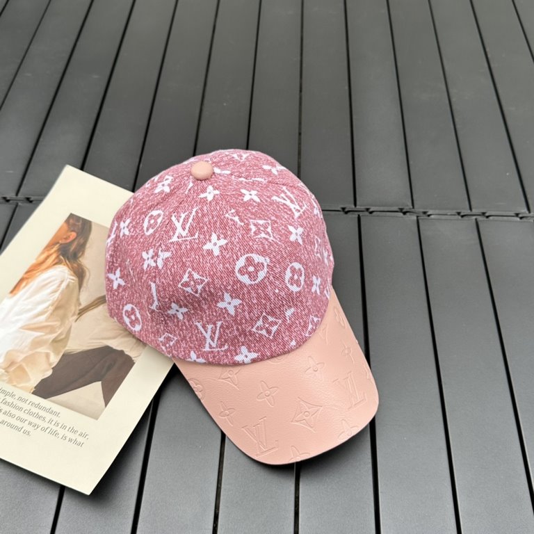 Louis Vuitton Baseball Cap LouisVuitton   New LV baseball cap, heavy construction   perfect old flowers, high-end atmosphere, versatile models   men and women!