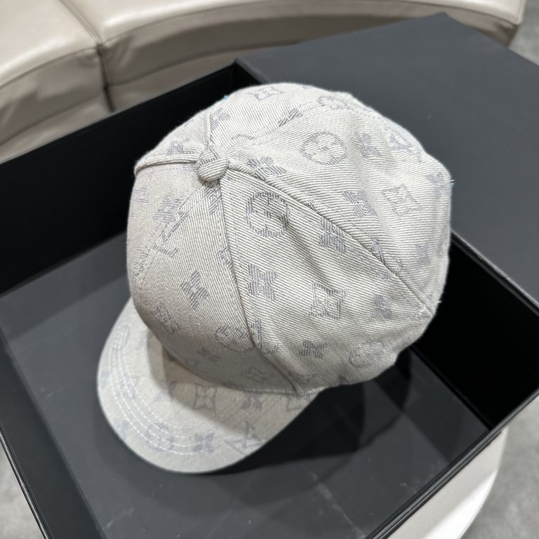 (LV Louis Vuitton) new full print logo pattern models baseball cap, counter synchronization shipments, big name models super good with, hurry to get!