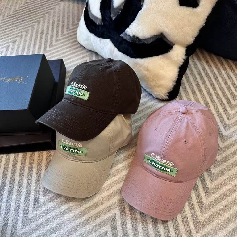 run LV .Embroidered baseball cap that bloggers love!Simple Korean English embroideryHipster's atmosphere sense of support burstHat shape is very satisfactory ~ also can be a huge matchThroughout the spring, summer, fall 