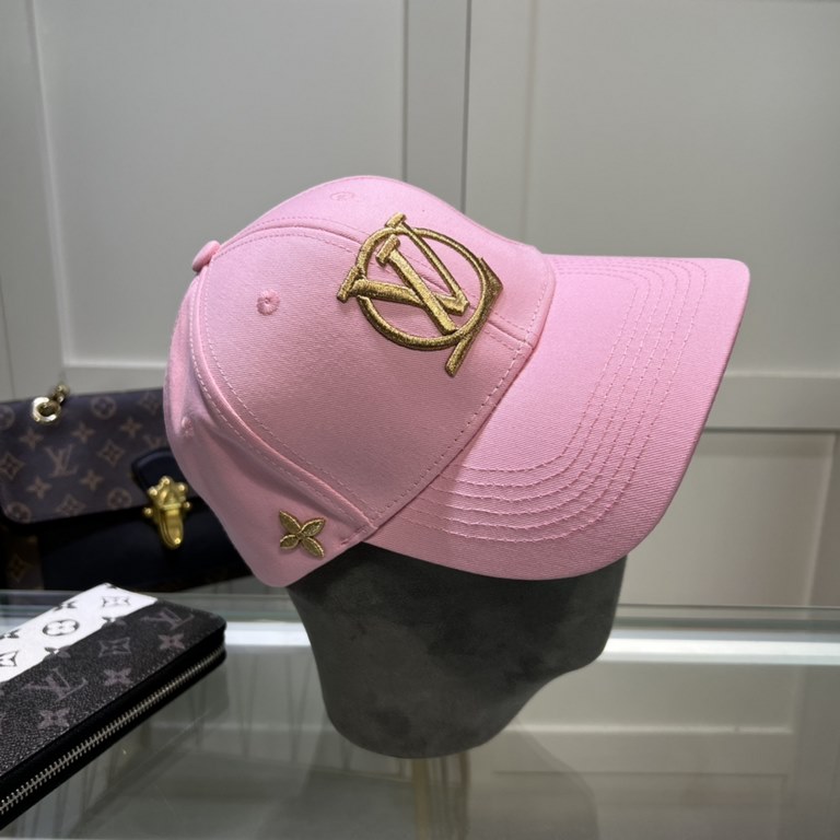 LouiVuittonLV  Counter new Louis Vuitton home embroidered baseball cap, simple and generous Men and women universal sun hat.