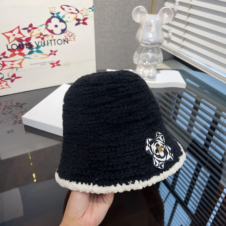 Special  LV Louis Vuitton   Furry 23 burst fisherman hat children's fall and winter show face small, fisherman bucket hat winter models warm basin hat