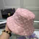 LV Louis Vuitton official website version of the shipment, the classic fisherman's hat, a very classic classic, popular retro beauty, available in all seasons, go out essential, very show face is small!