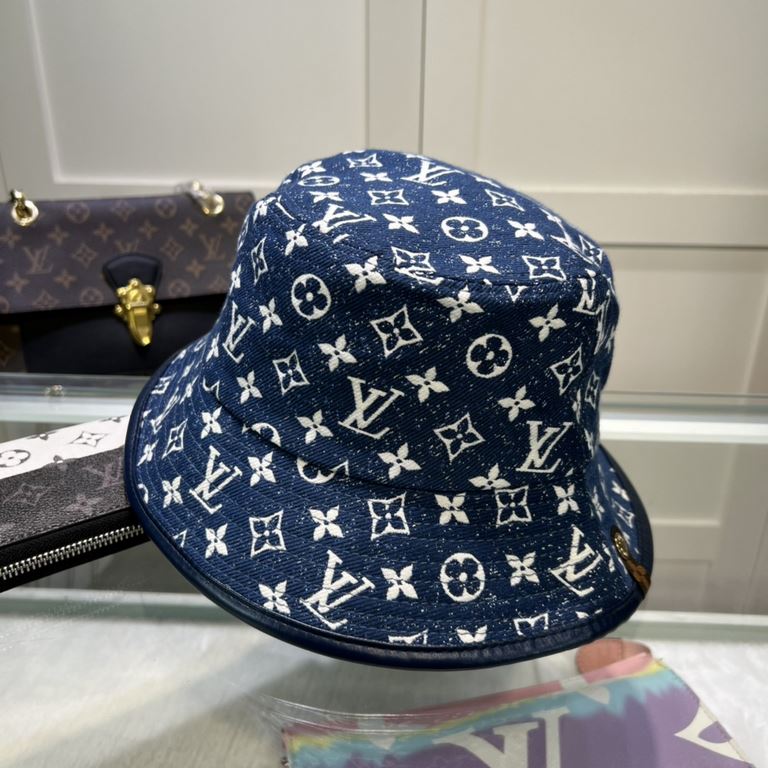 LV Louis Vuitton official website version of the shipment, the classic fisherman's hat, a very classic classic, popular retro beauty, available in all seasons, go out essential, very show face is small!