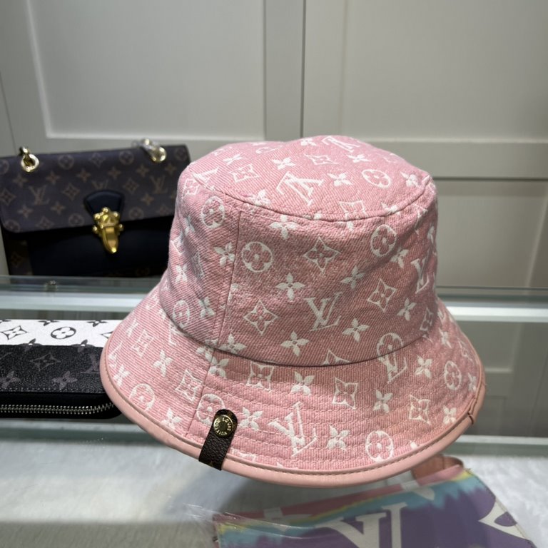 LV Louis Vuitton official website version of the shipment, the classic fisherman's hat, a very classic classic, popular retro beauty, available in all seasons, go out essential, very show face is small!